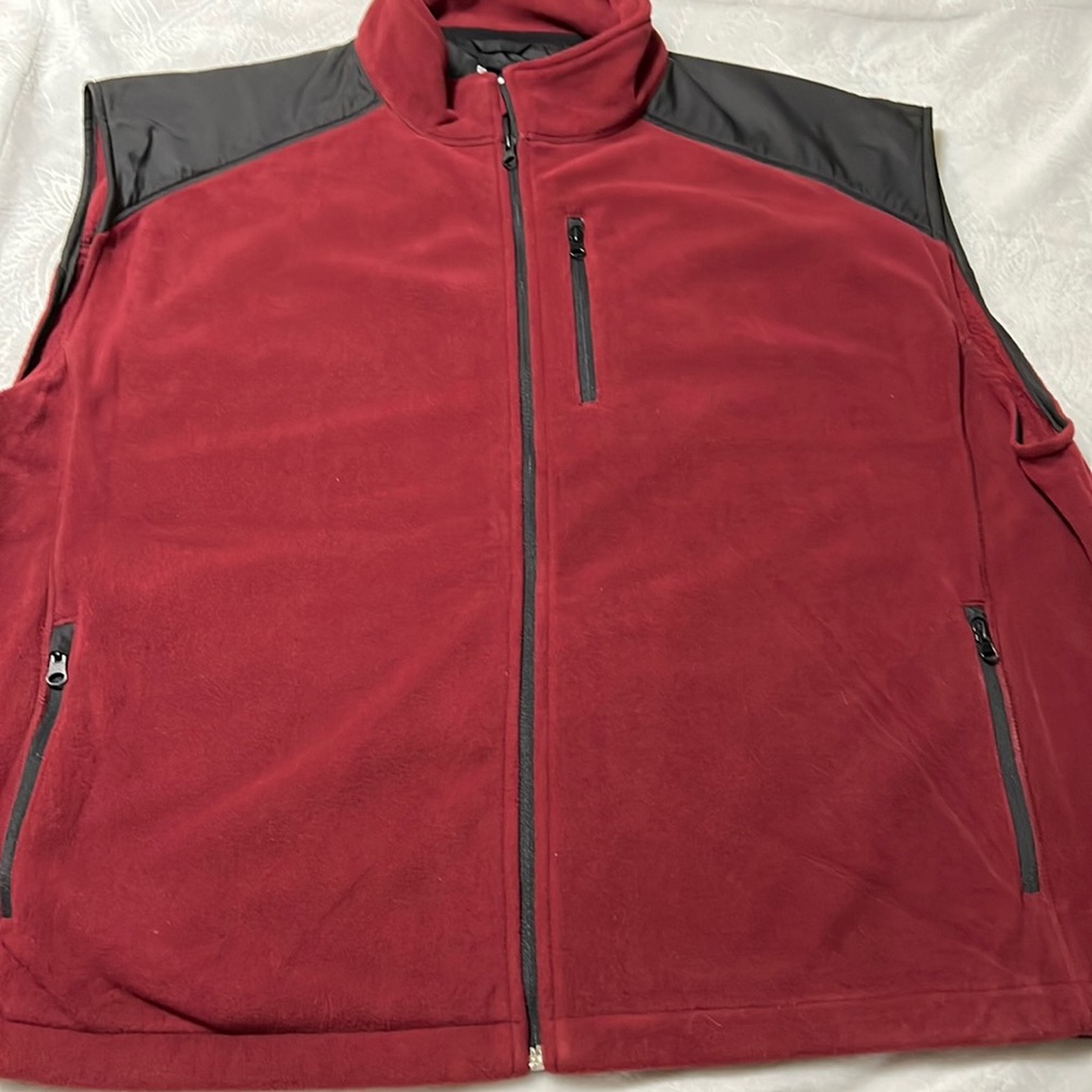Graphite sport vest